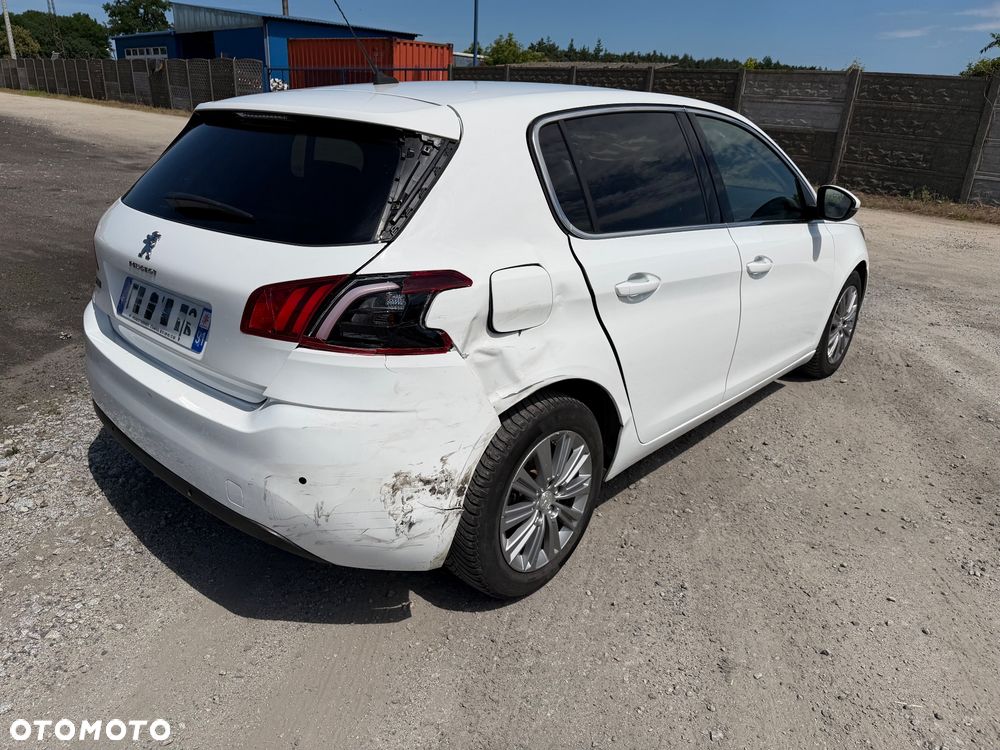 Peugeot 308 - 9