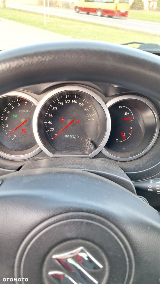 Suzuki Grand Vitara 1.6 - 7