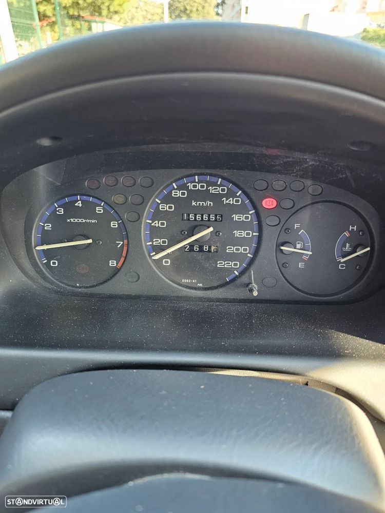 Honda Civic 1.5i LS - 15