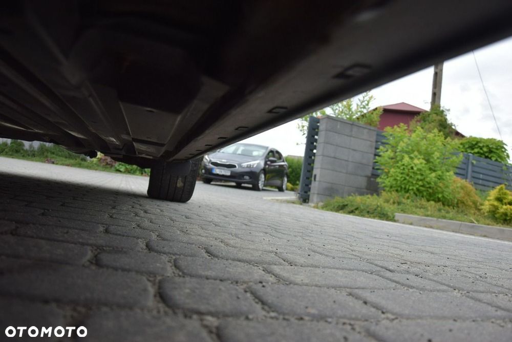 Mazda 3 1.6 Active + - 17