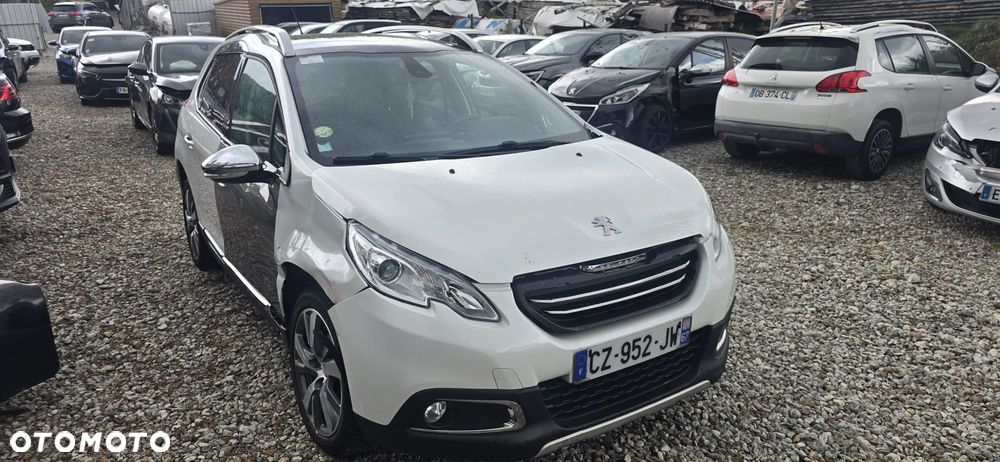Peugeot 2008 e-HDi FAP 115 STOP & START Allure - 8