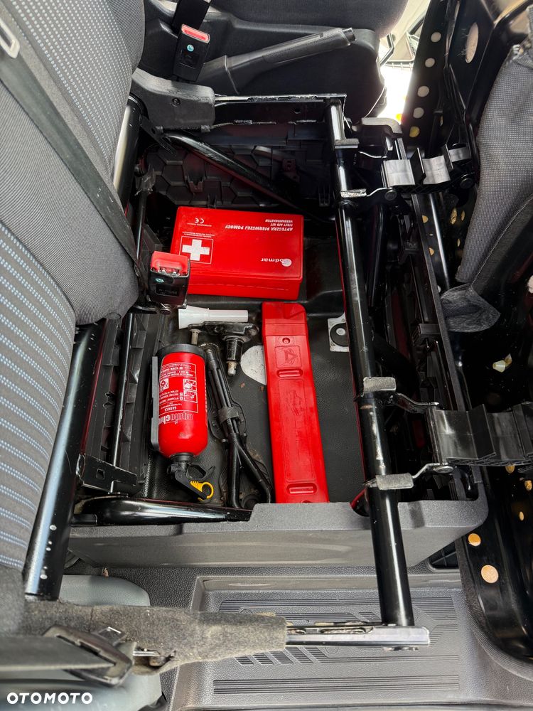 Ford Transit Doka Brygadowy Skrzynia Plandeka 7 os. 2.2 TDCI 125KM Salon Polska - 25
