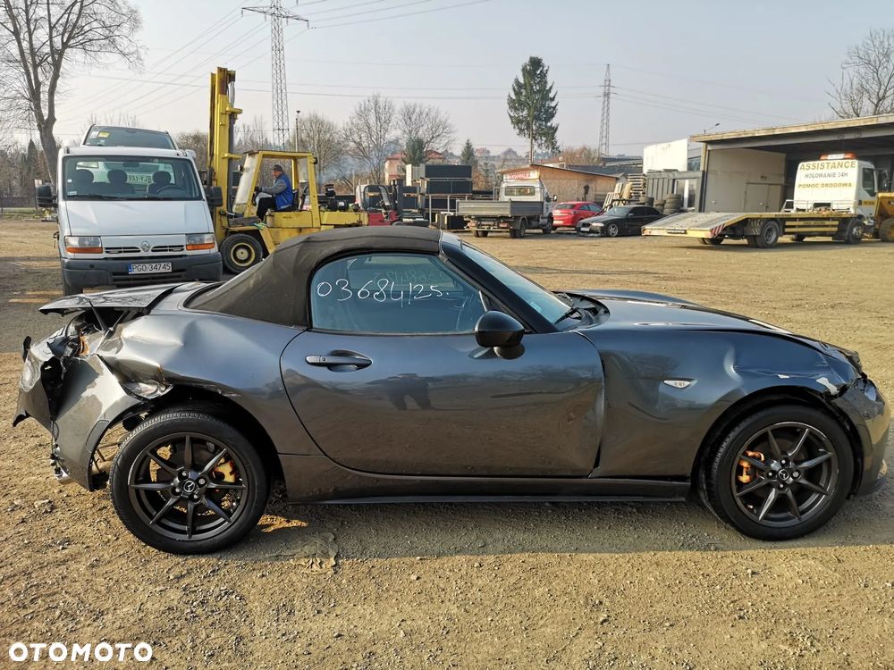 Mazda MX-5 RF SKYACTIV-G 131 Sports-Line - 27