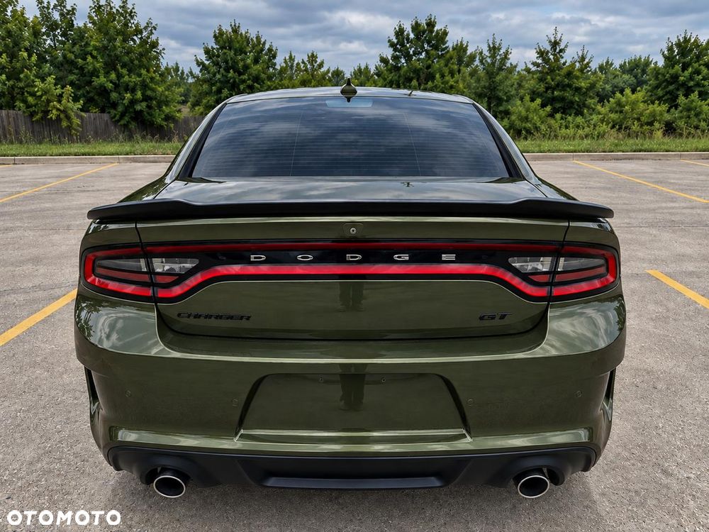 Dodge Charger 5.7 R/T - 8