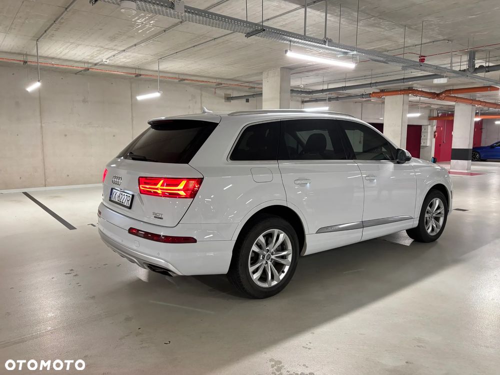 Audi Q7 - 6