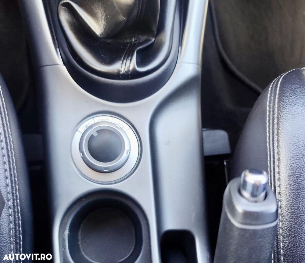 Mitsubishi Outlander 2.2 DI-D 4WD Intense+ 06 - 9