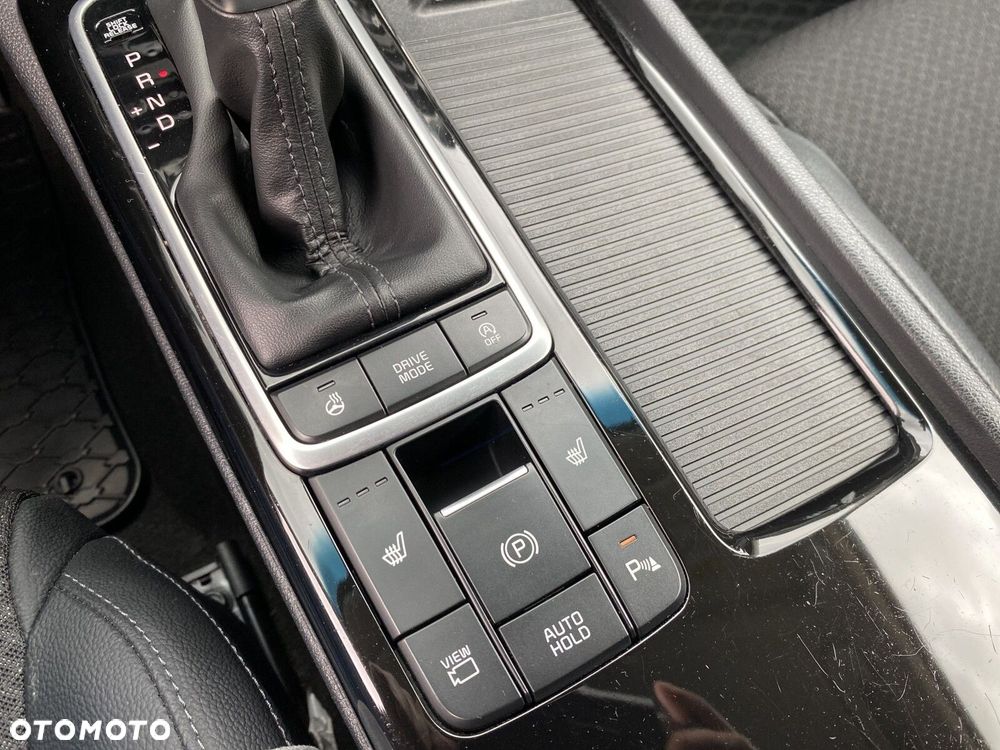 Kia Optima - 25