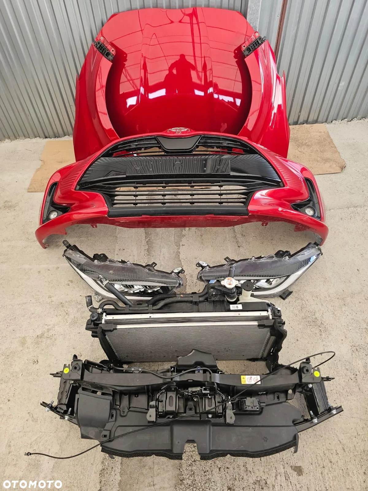 KOMPLETNY PRZÓD TOYOTA YARIS IV HYBRYDA - 4
