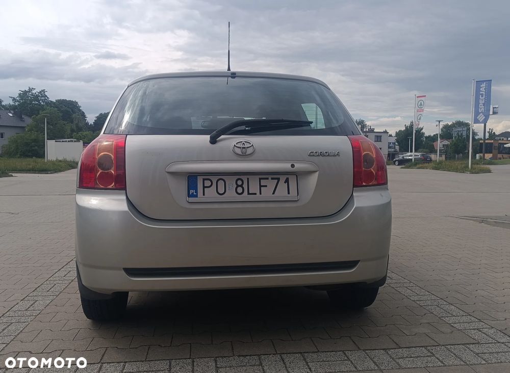 Toyota Corolla 1.6 VVT-i Luna - 5