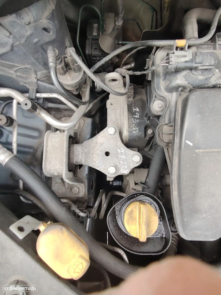 Renault Clio 1.2 16V Dynamique - 11