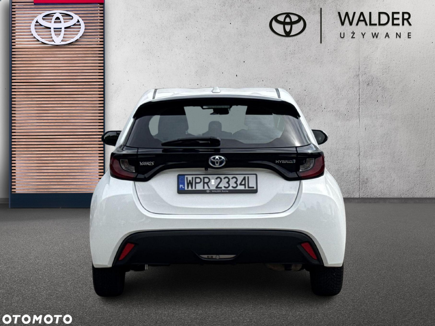 Toyota Yaris - 4
