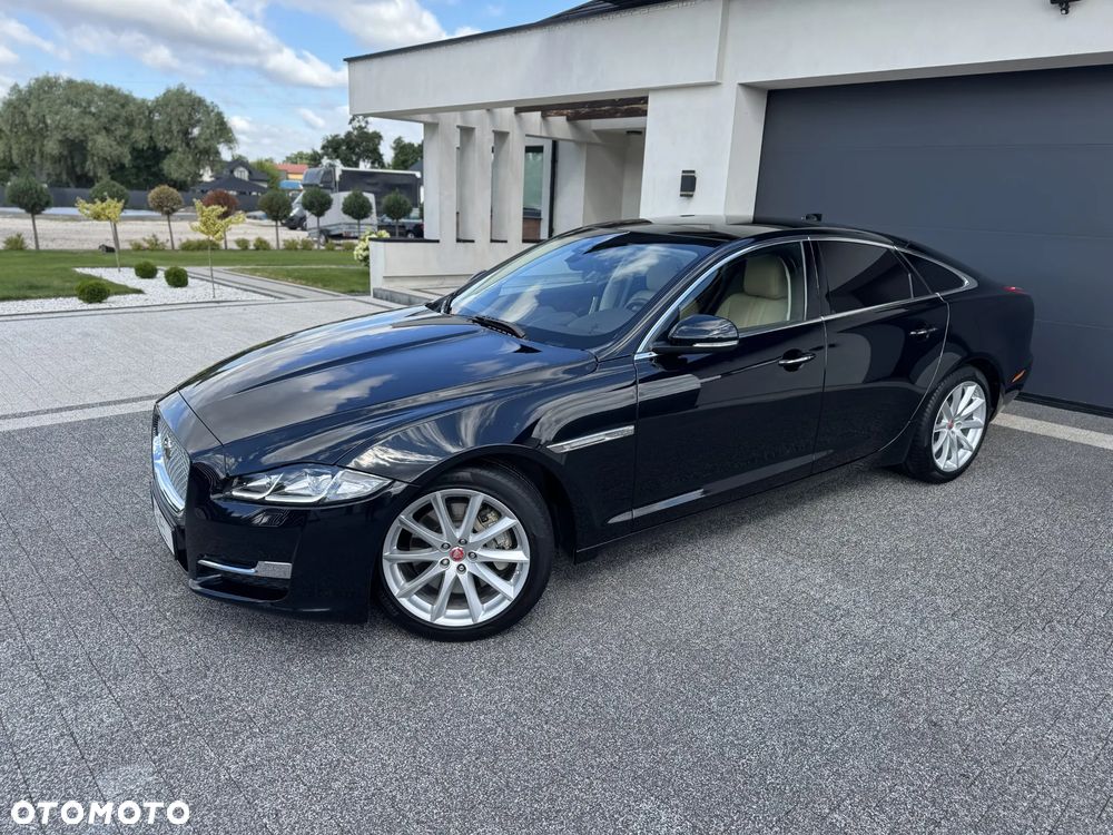 Jaguar XJ 3.0 V6 Premium Luxury - 13