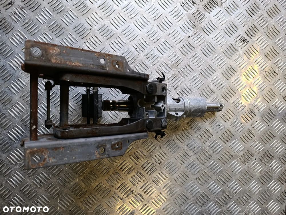 RENAULT MIDLUM DXI KOLUMNA REGULACJA KIEROWNICY 7420812322 7420805846 - 2