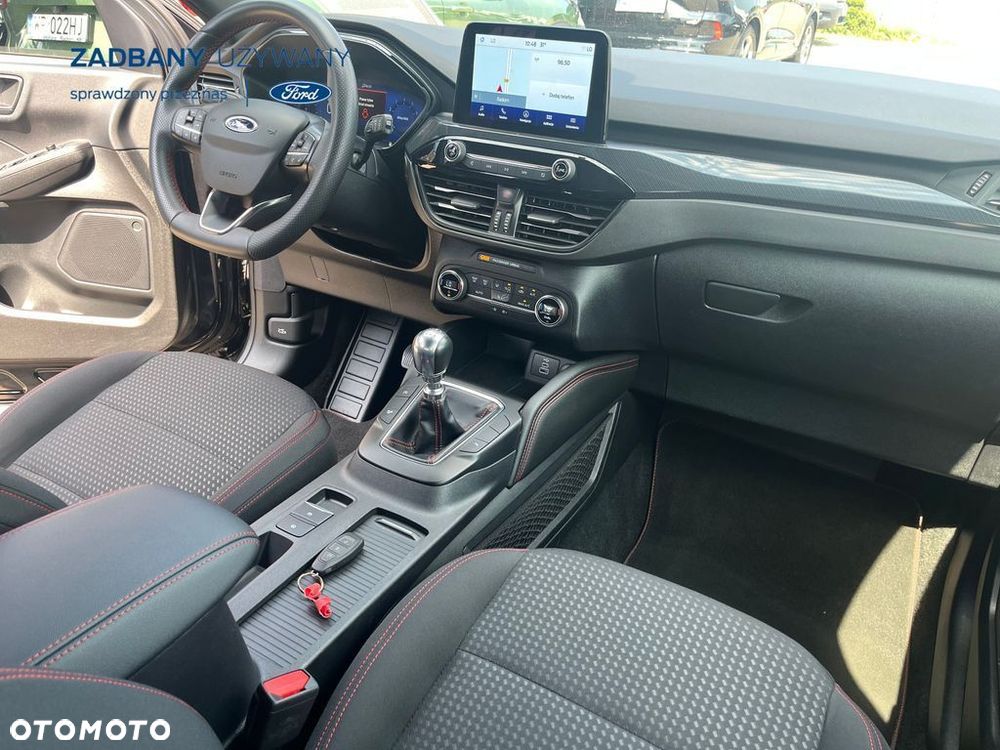 Ford Kuga 1.5 EcoBoost ST-LINE - 19