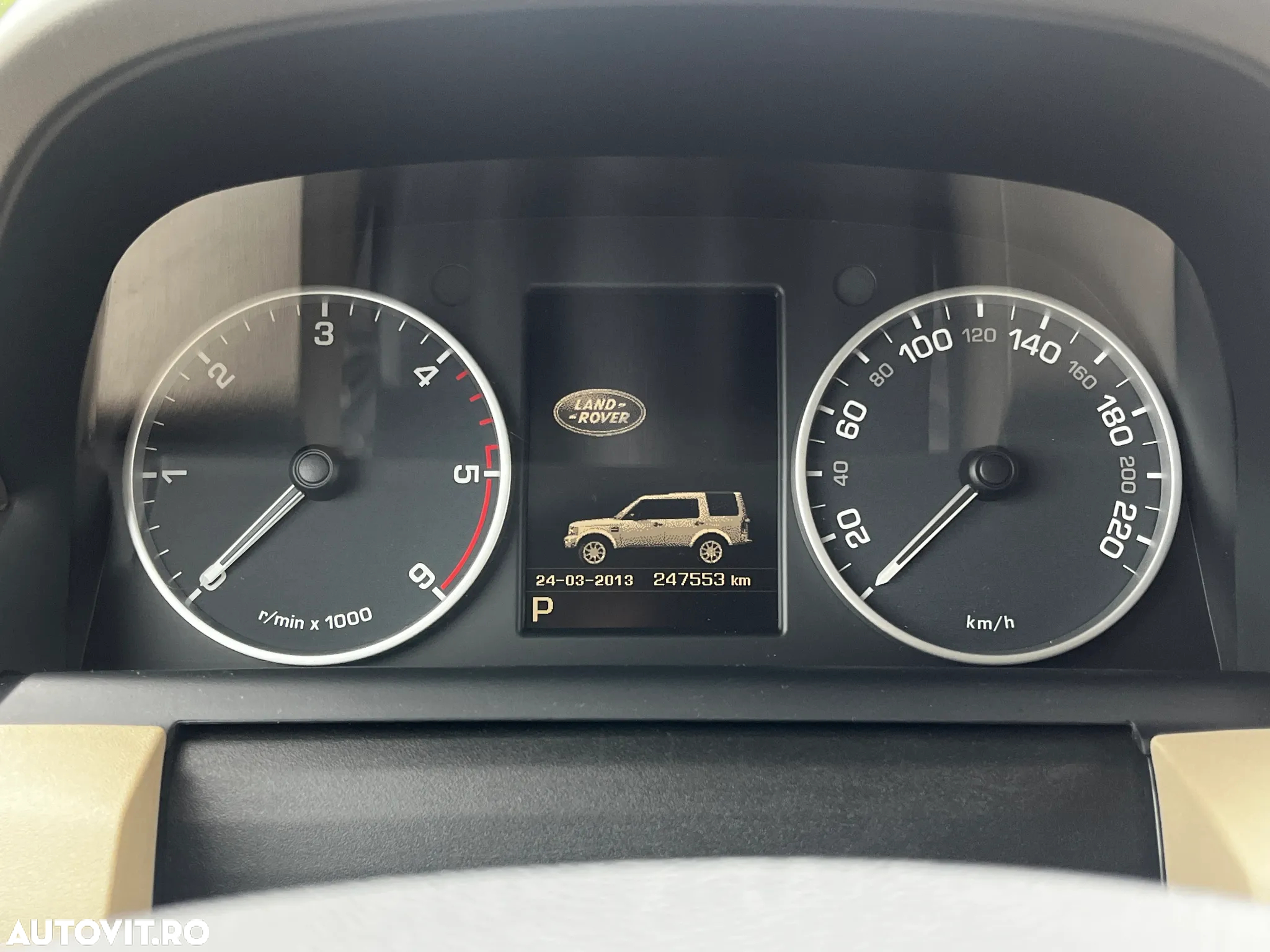 Land Rover Discovery 4 3.0 TDV6 S Aut - 14