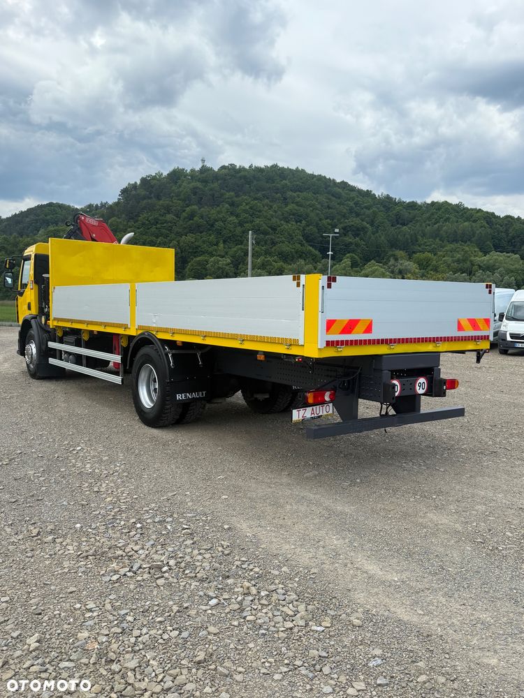 Renault C 320 SKRZYNIA 7.40m HDS FASSI F120B.1.22 + PILOT / 4x2 / STAN BDB - 8