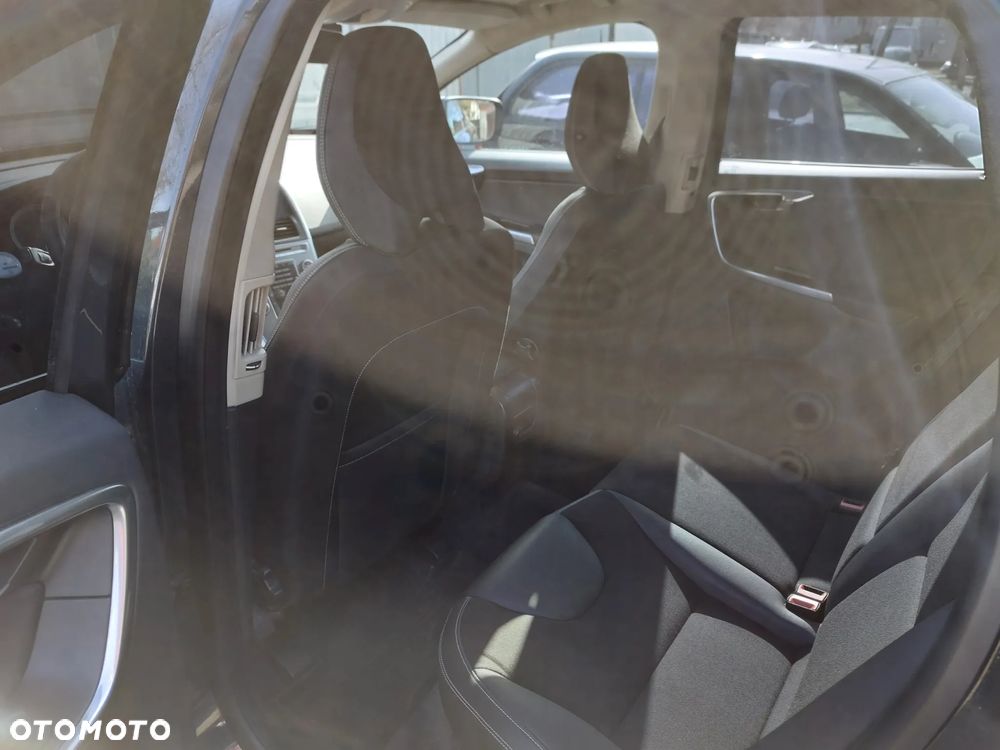 Volvo XC 60 D3 Momentum - 18