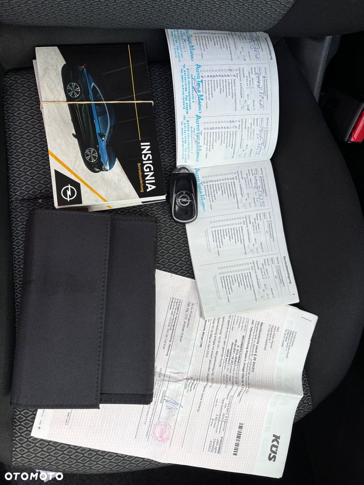 Opel Insignia 1.6 (118g) Business Innovation - 34