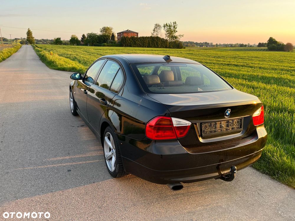 BMW Seria 3 - 34