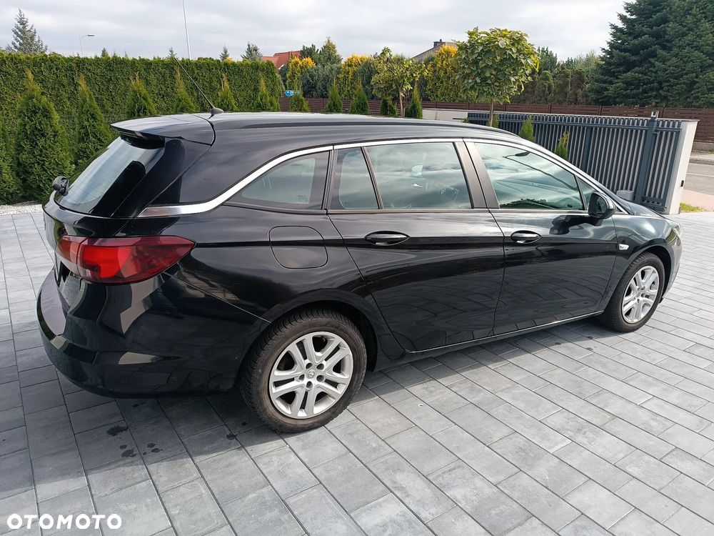 Opel Astra V 1.4 T Elite S&S - 3