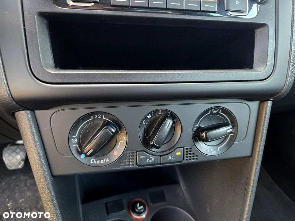 Volkswagen Polo 1.2 Style - 18