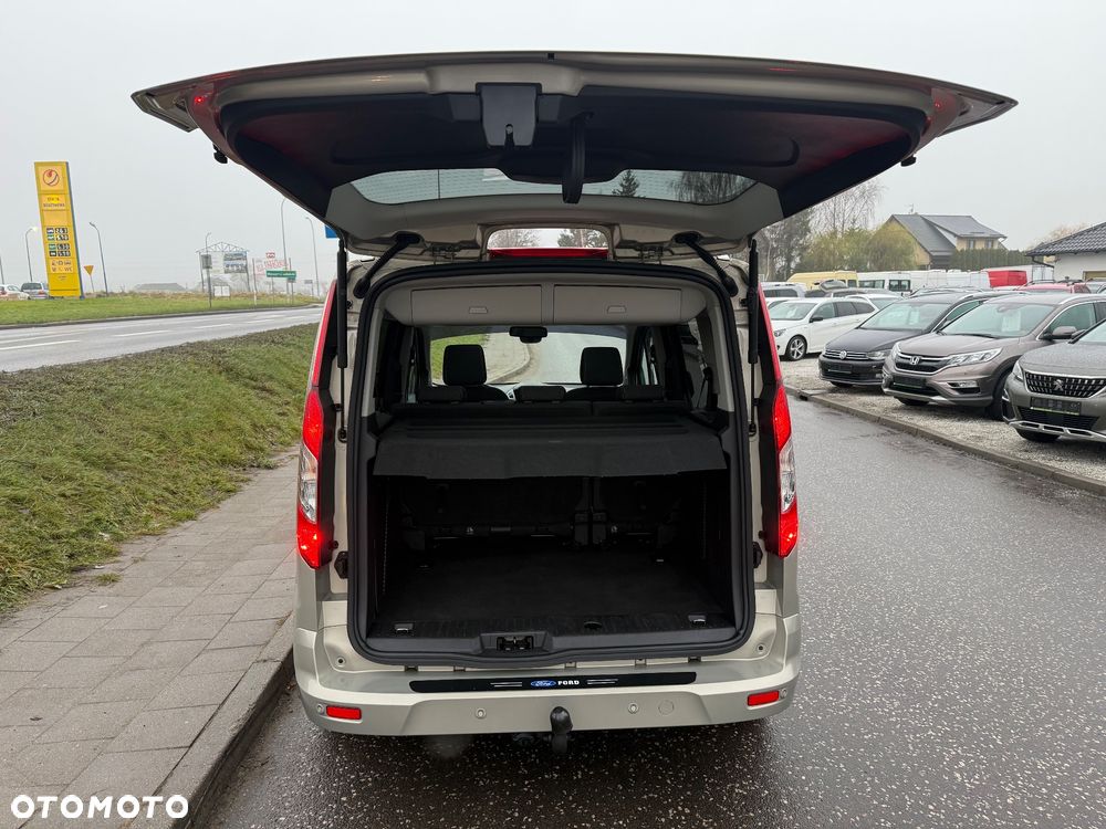 Ford Tourneo Connect - 24