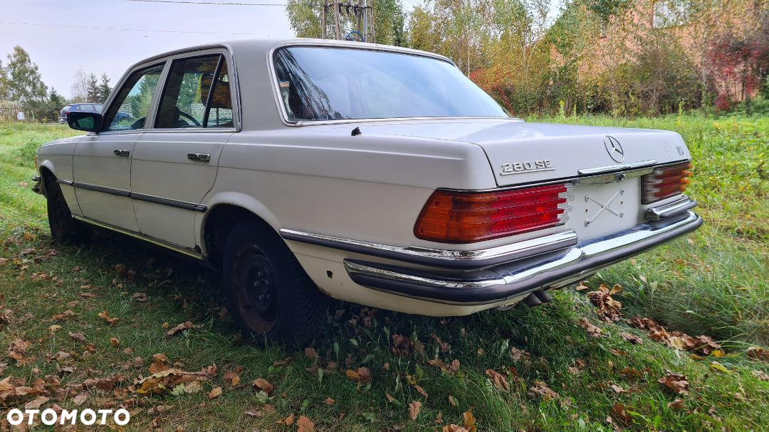 Mercedes-Benz 280 - 4