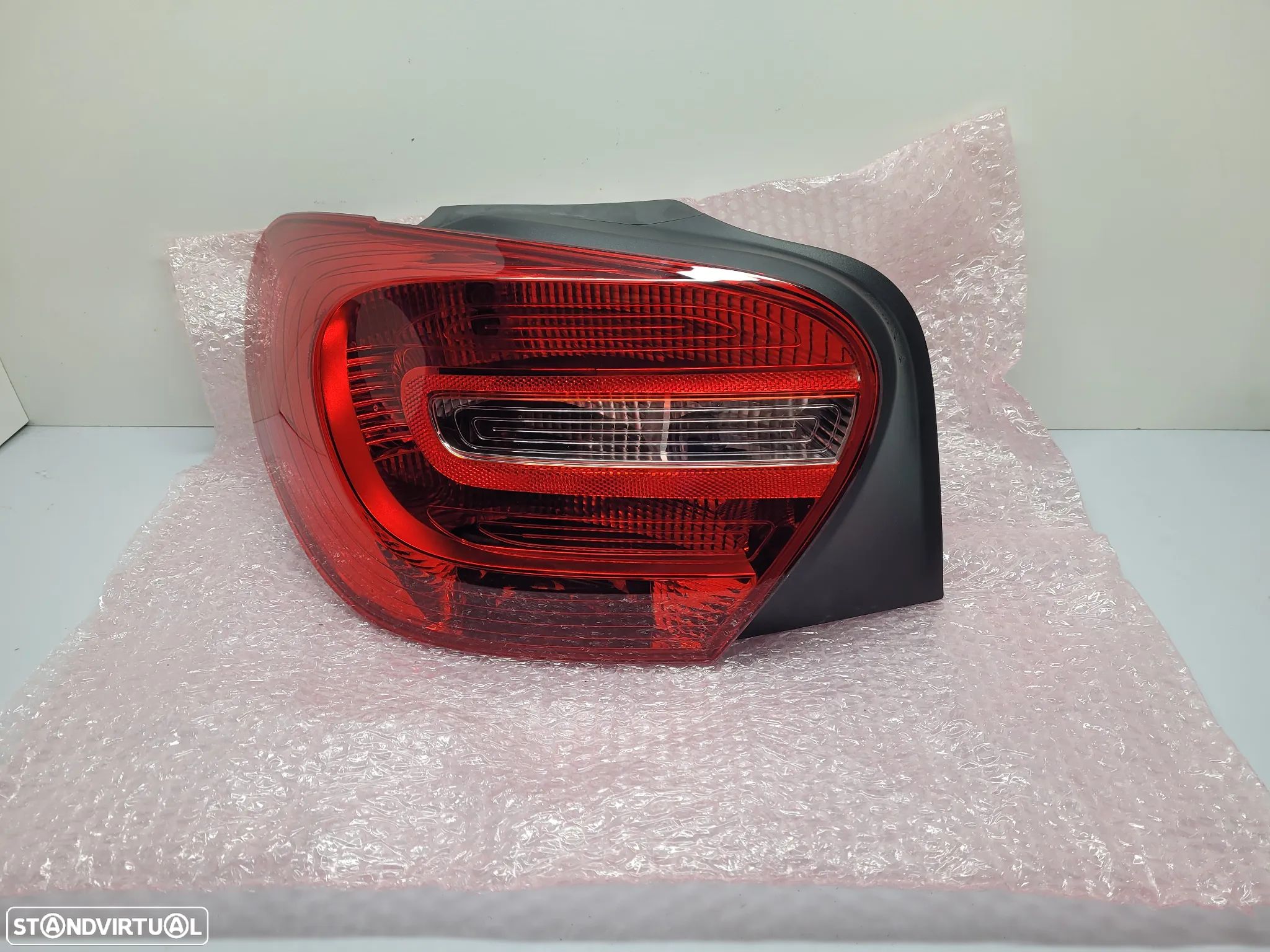 Farolim esquerdo MERCEDES A-Class [W176] A1769060100 (2012-2015) - 1