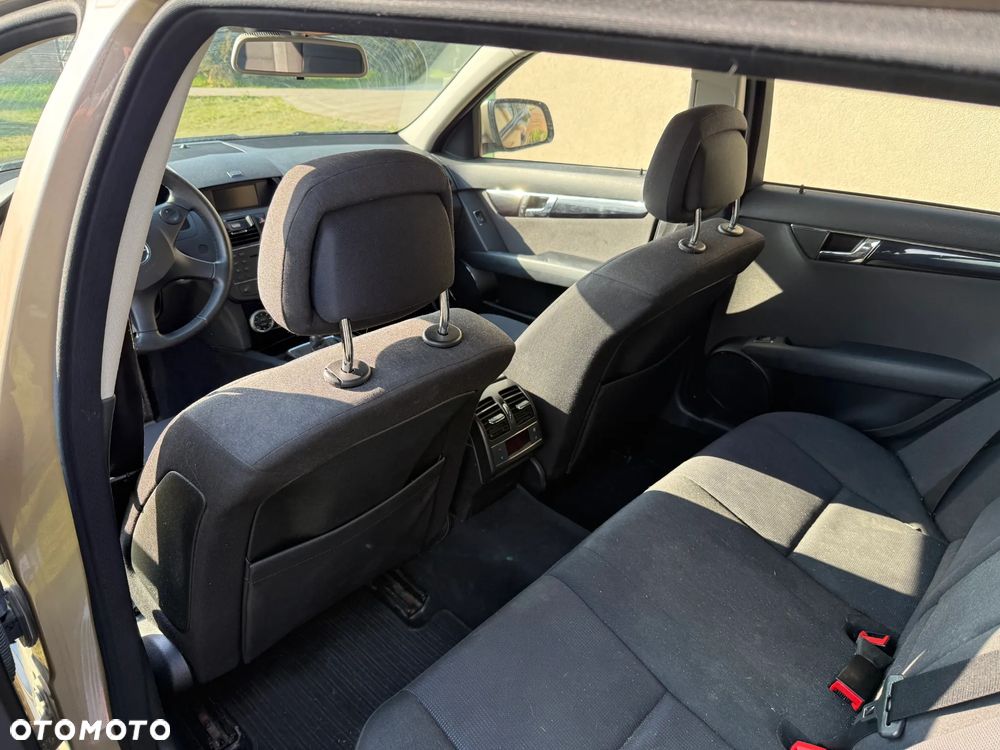 Mercedes-Benz Klasa C 180 Kompressor - 13