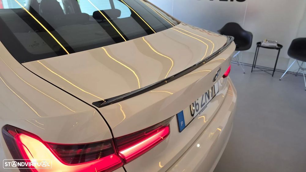 BMW 330 e Line Sport Auto - 24