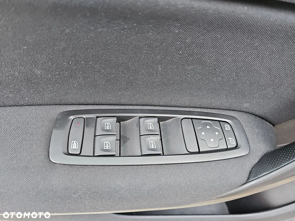 Renault Megane 1.6 SCe Zen - 17