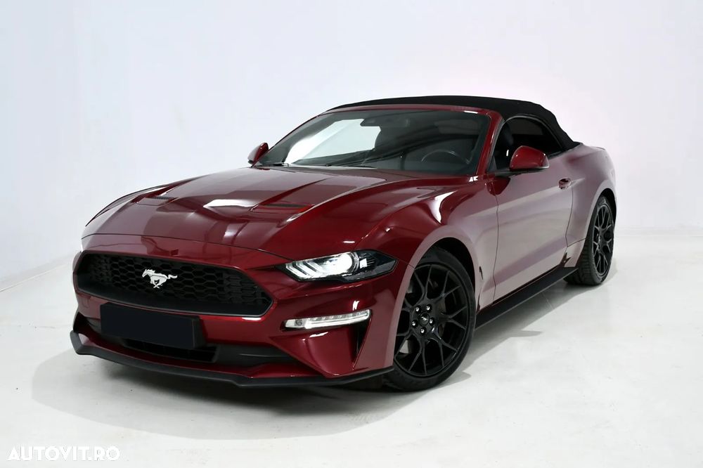 Ford Mustang - 7