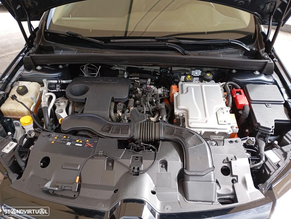 Renault Mégane Sport Tourer 1.6 E-Tech Plug-In Hybrid Techno - 16