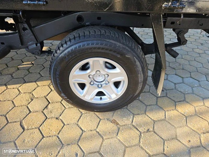 Toyota Hilux 2.4 D LN105L Cx Madeira - 13