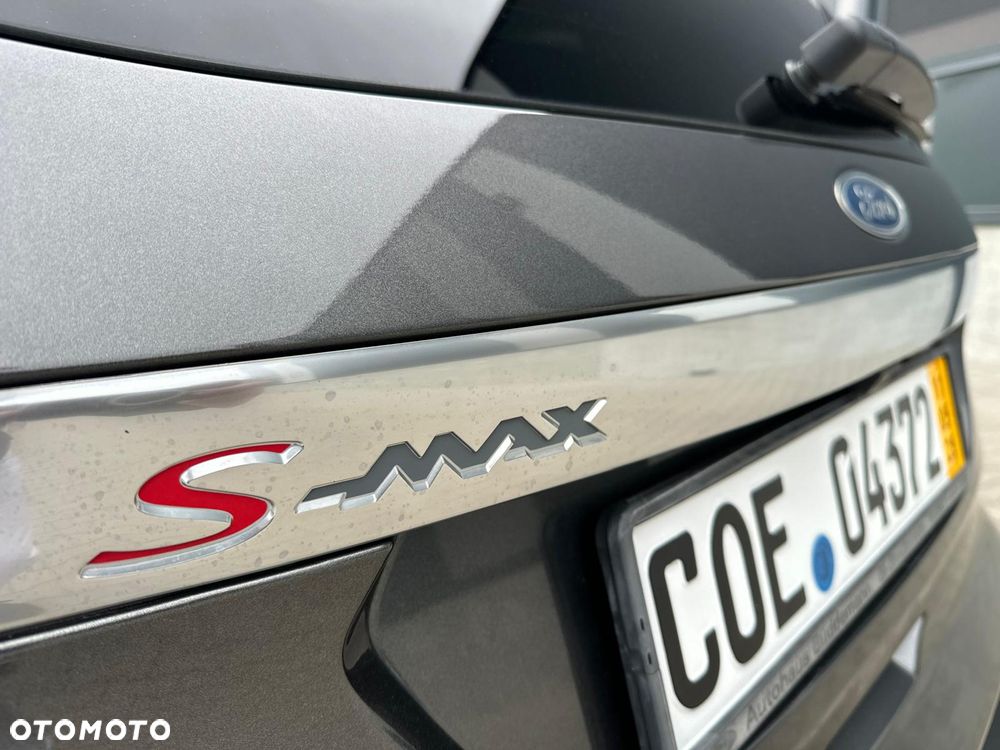 Ford S-Max - 33