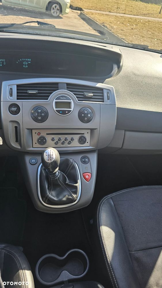 Renault Scenic - 7