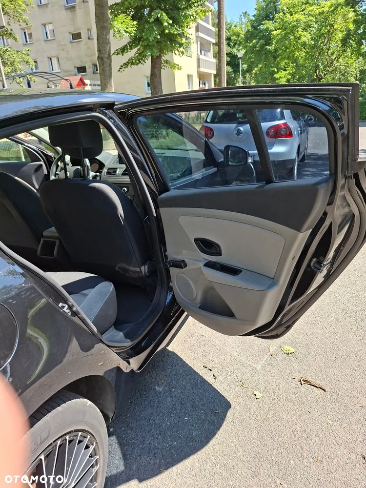 Renault Megane 1.6 Avantage - 22