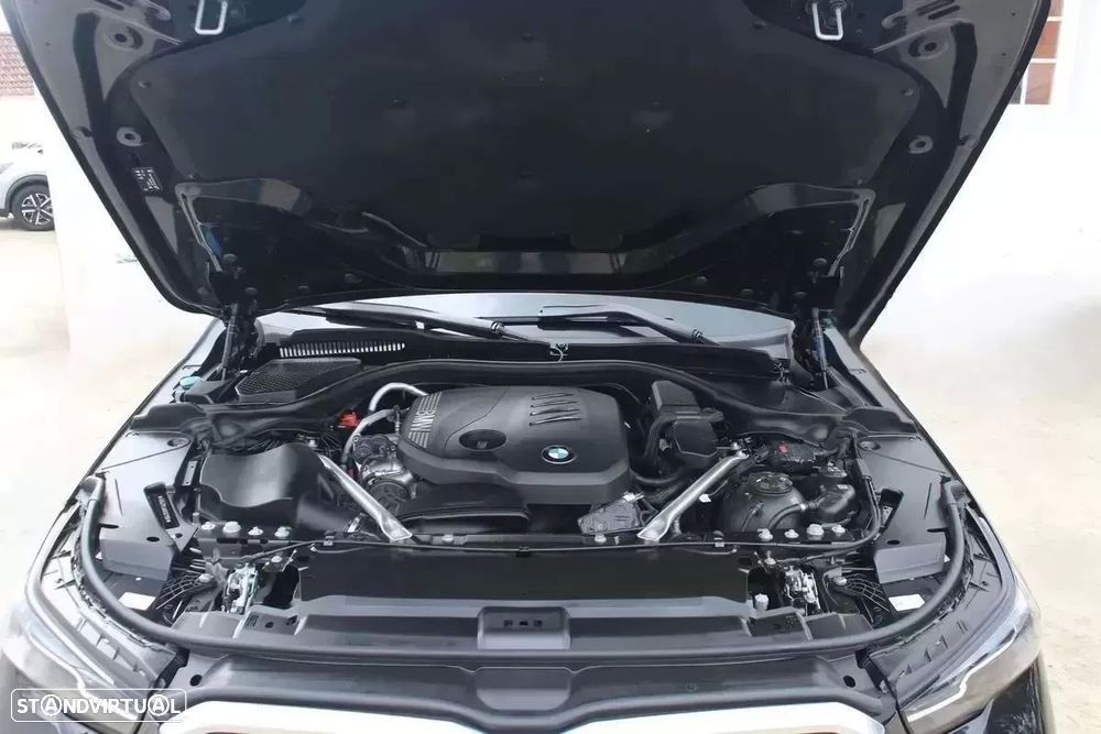 BMW 520 d xDrive Pack Desportivo M - 53