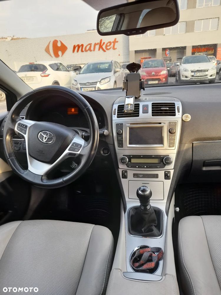 Toyota Avensis 2.2 D-CAT Prestige - 1