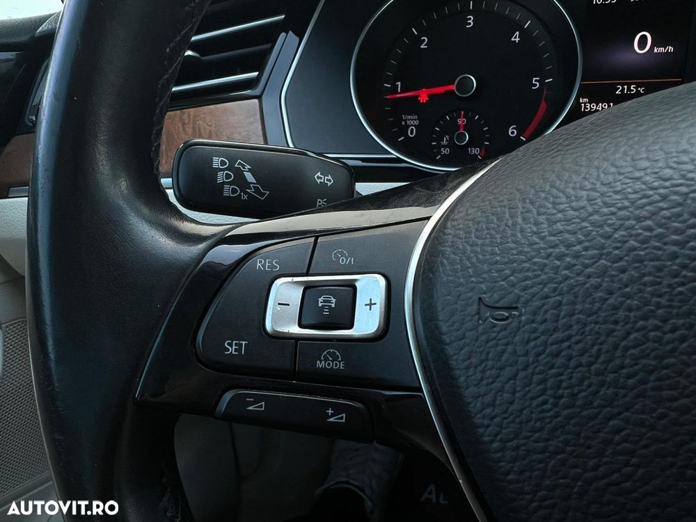 Volkswagen Passat - 20