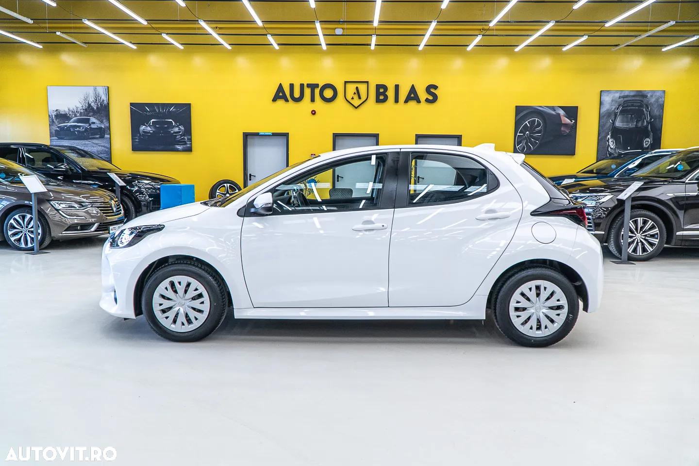 Toyota Yaris 1.5 L Dynamic - 16