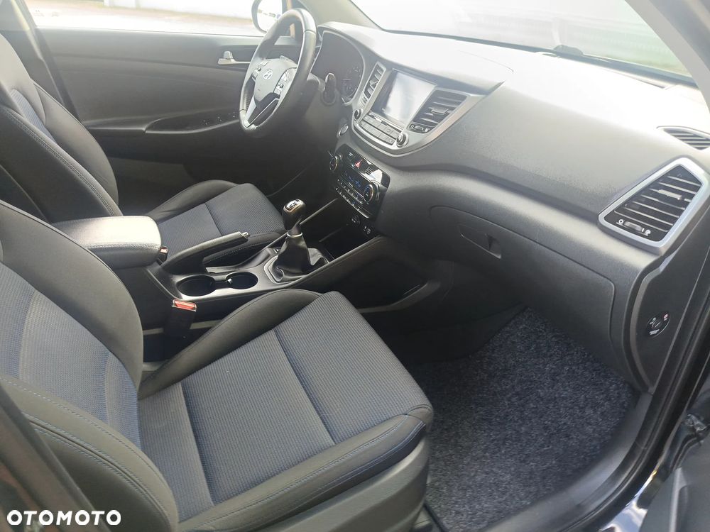 Hyundai Tucson - 16
