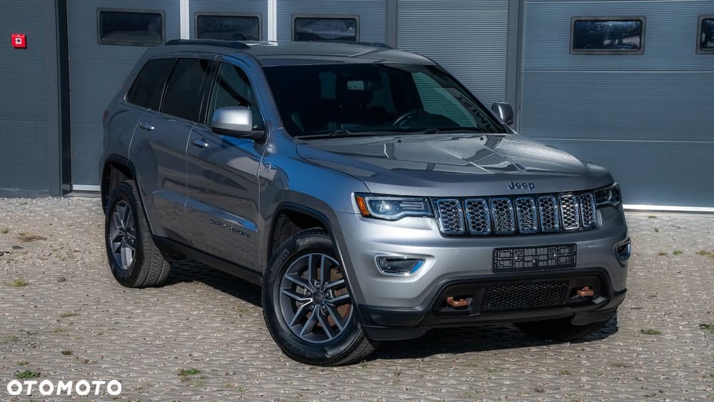 Jeep Grand Cherokee - 9
