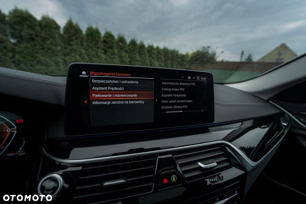 BMW Seria 5 520d xDrive Sport Line - 32