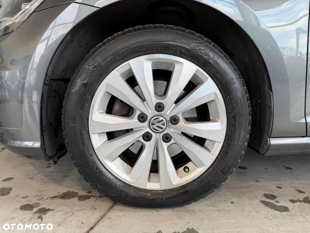 Volkswagen Golf 1.6 TDI BMT Comfortline - 9