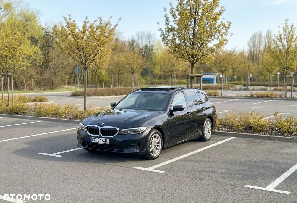BMW Seria 3 320e PHEV xDrive M Sport sport - 5