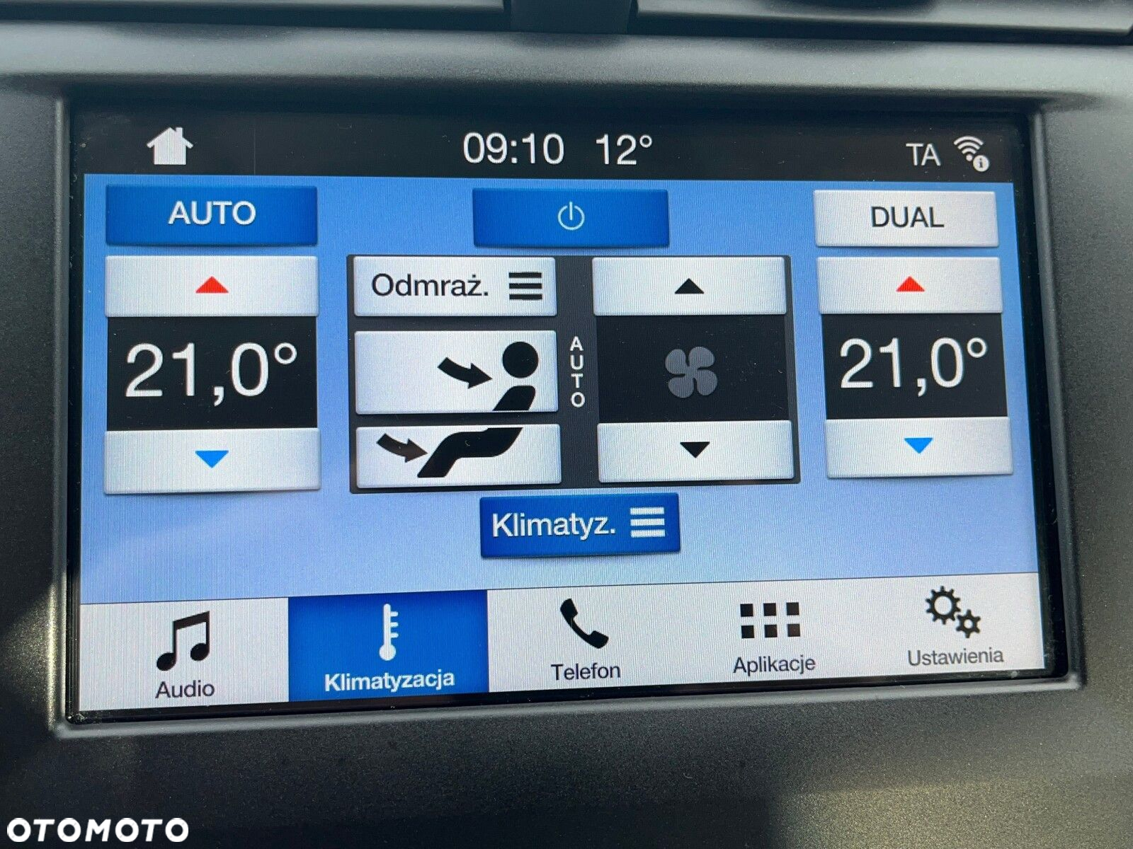 Ford Mondeo - 28