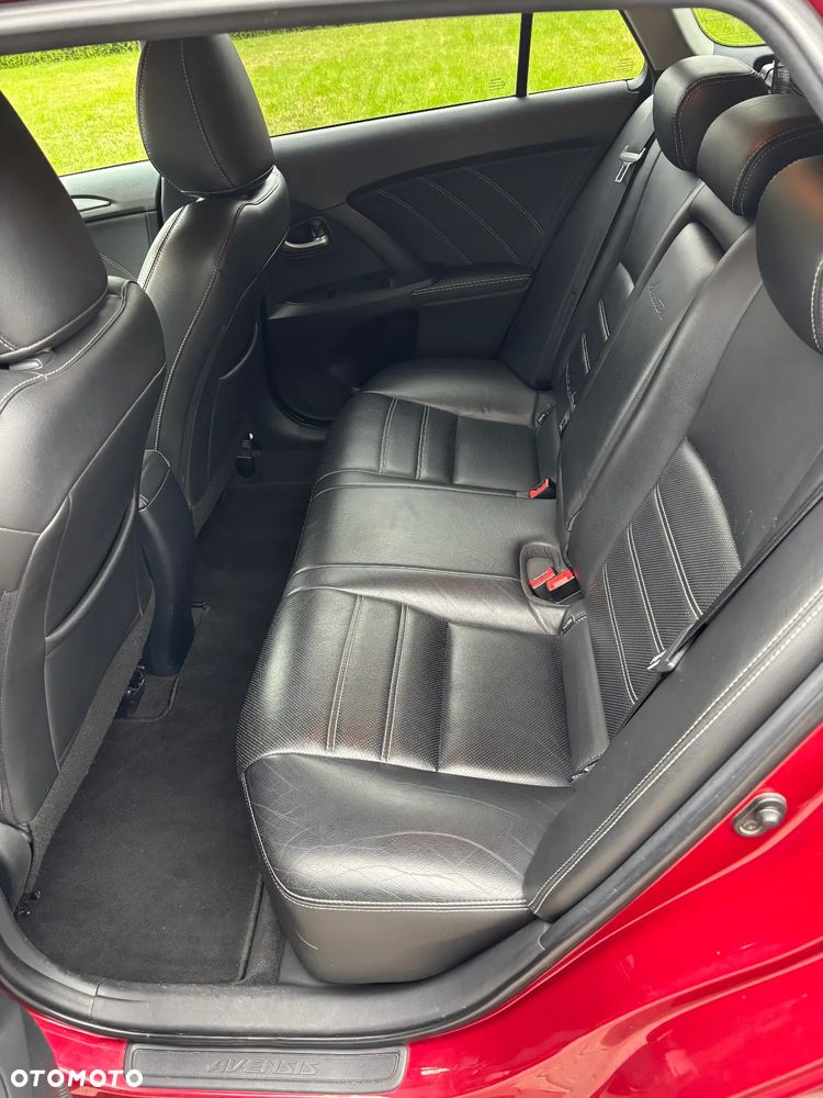 Toyota Avensis 2.0 D-4D Selection - 10