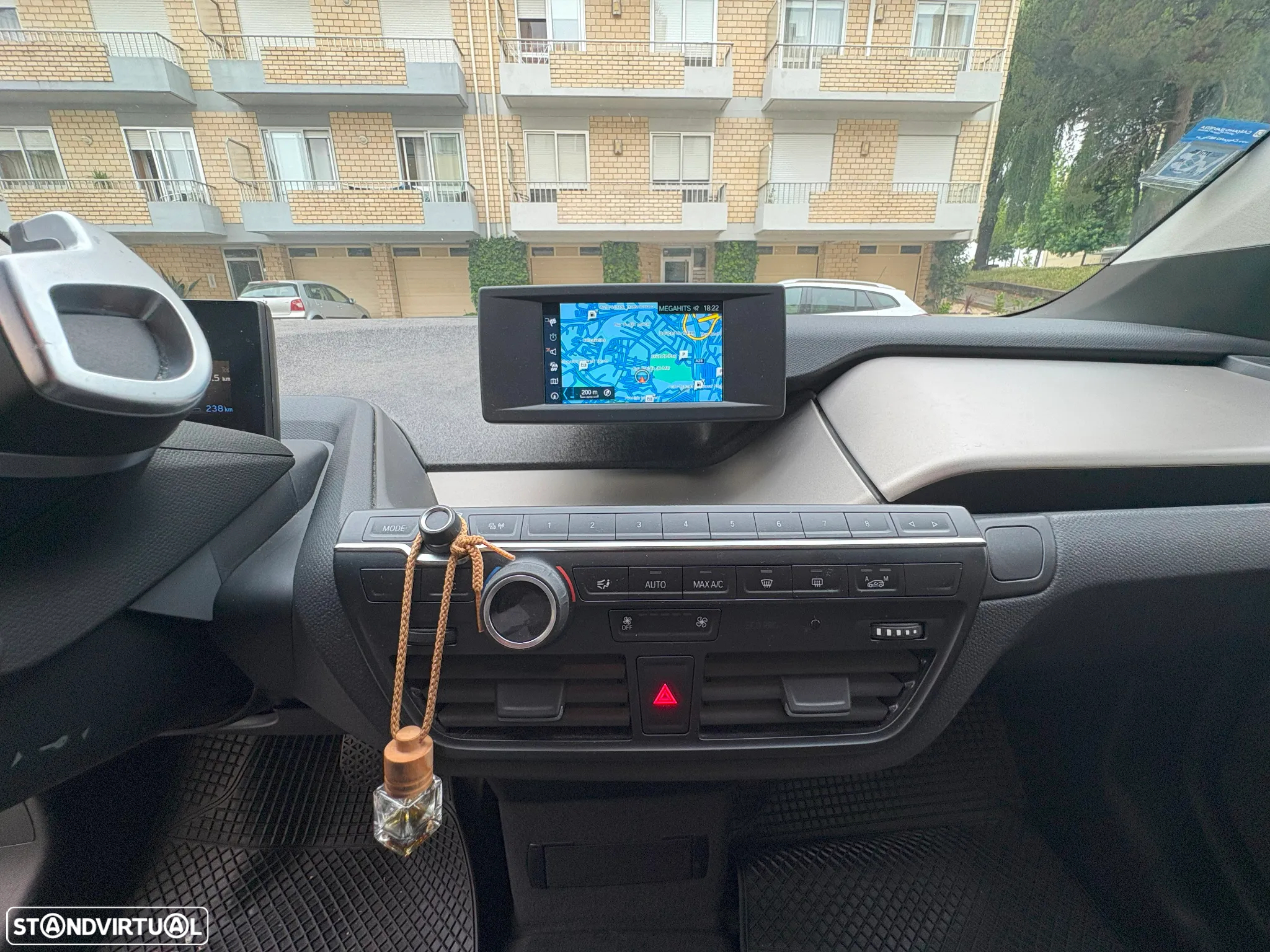 BMW i3 (120 Ah) - 14