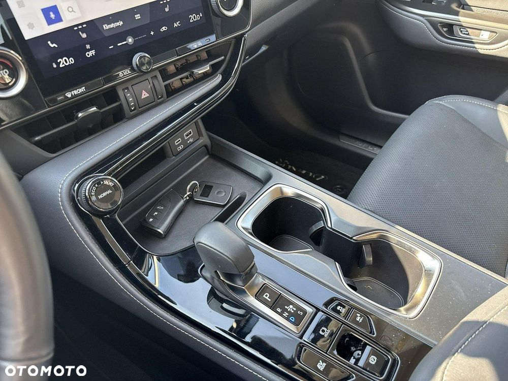 Lexus NX 350h Prestige AWD - 24